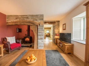 Pass the Keys Beautiful farmhouse - Sleeps 6 - Nr Cardigan